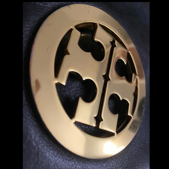 Tory Burch clutch/crossbody leather bag! - Picture 11 of 12